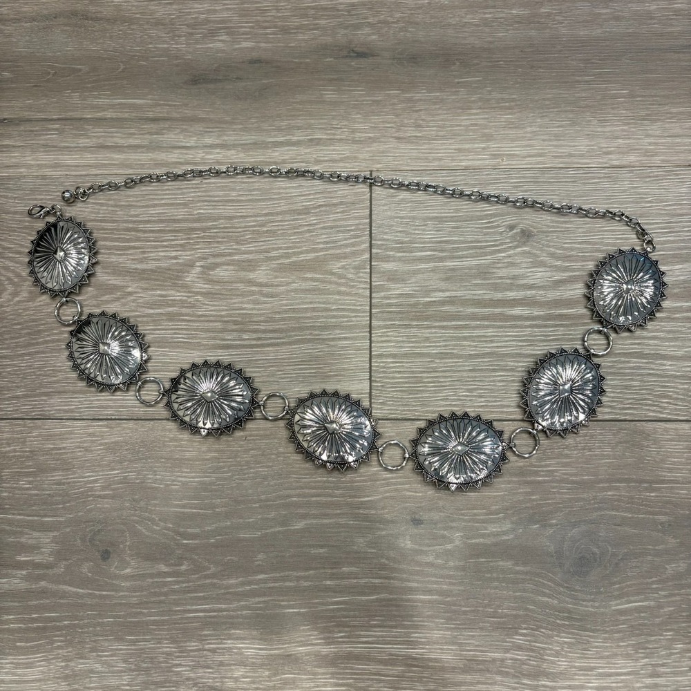 Y2K Whimsical Womens Silver Western Style Metal Concho Cowgirl Chain Belt